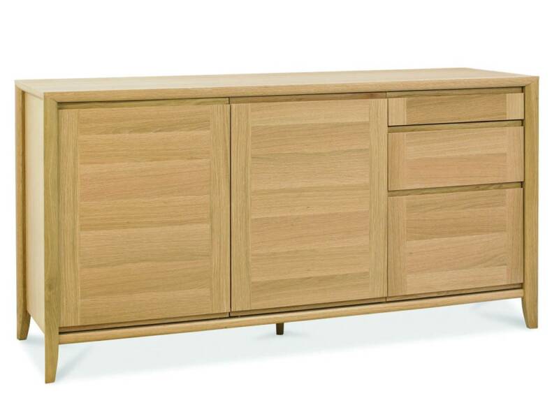 Bria wide sideboard