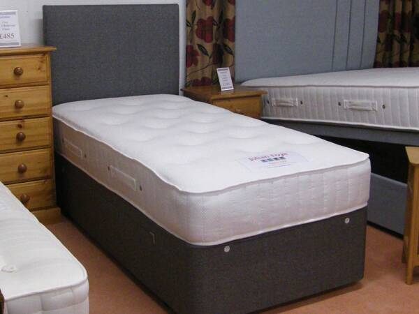 Vienna 3ft rawer Divan