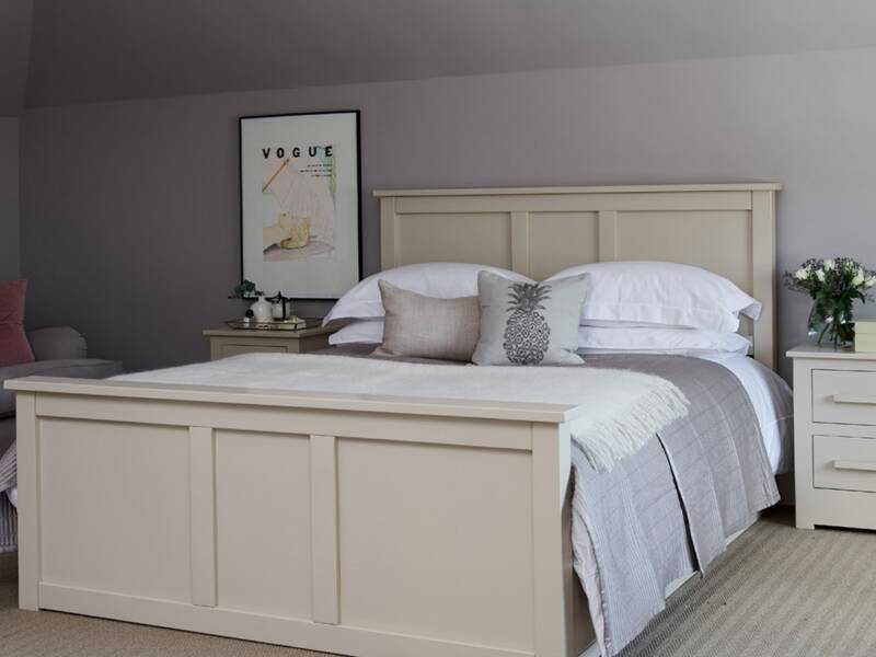 Mason painted and oak bedroom collection
