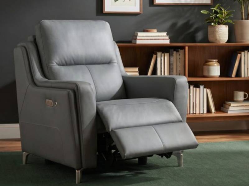Parker Knoll Portland 26 electric recliner