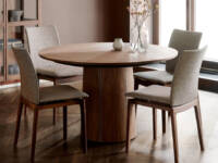 Skovby Round Extending Dining Table