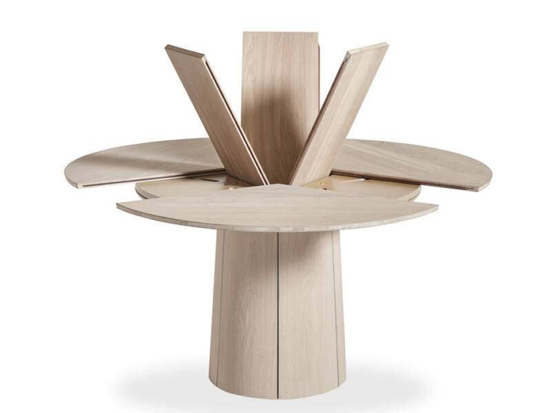 Skovby Round Extending Dining Table