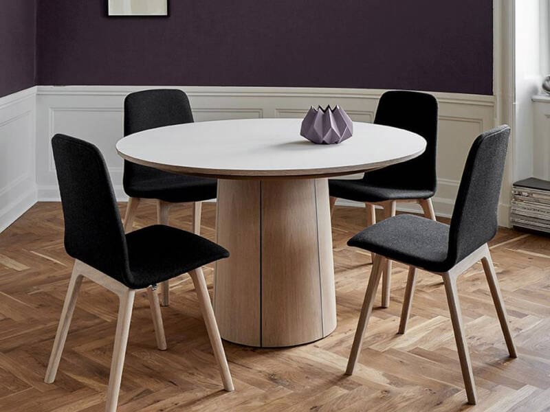 Skovby Round Extending Dining Table