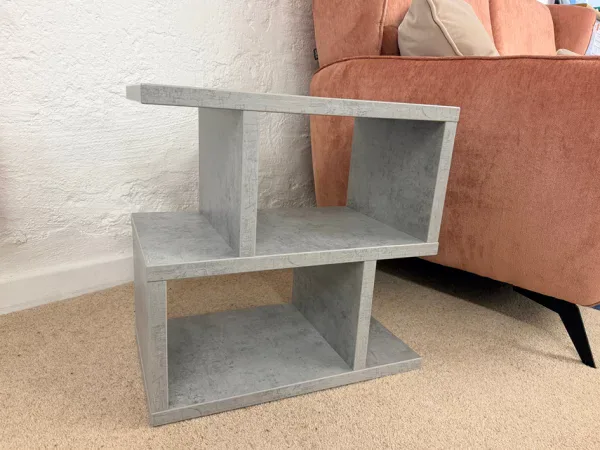 Remi Lamp Table