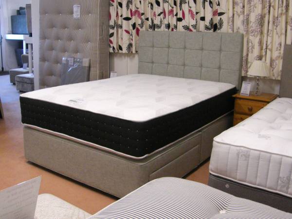 Relyon 5' Dunlopillo Pure Astrid Mattress