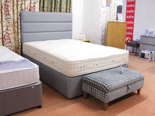 Hypnos 5' Divan Base & Headboard