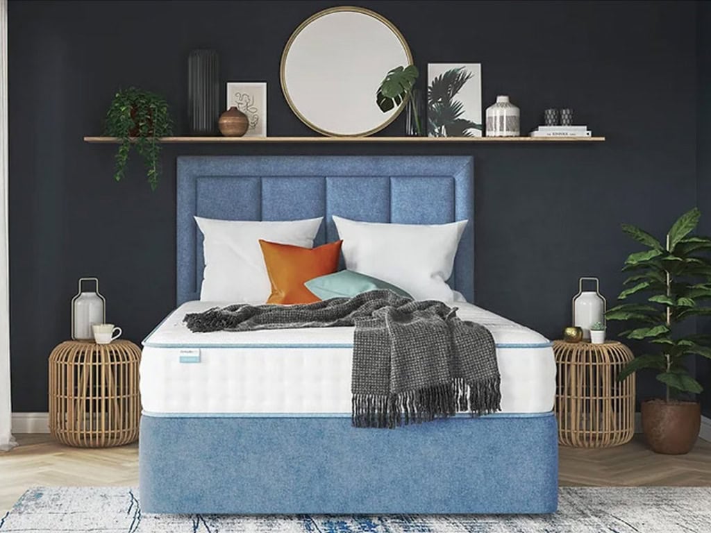 Dunlopillo bed