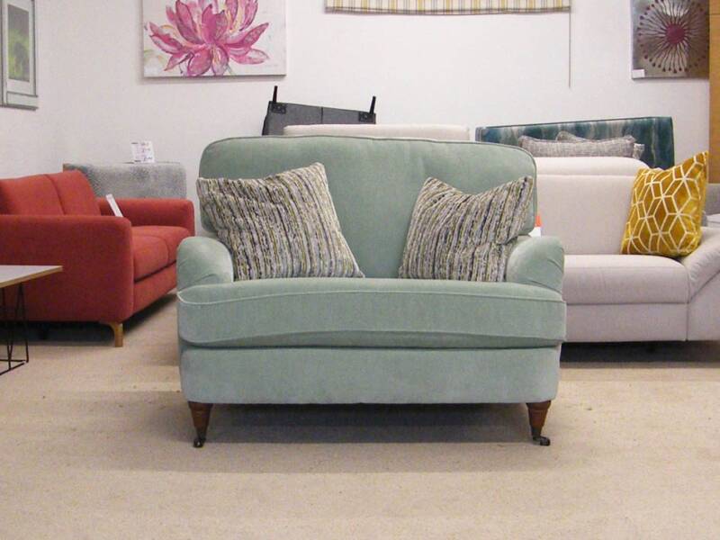 Gemini Snuggle Chair