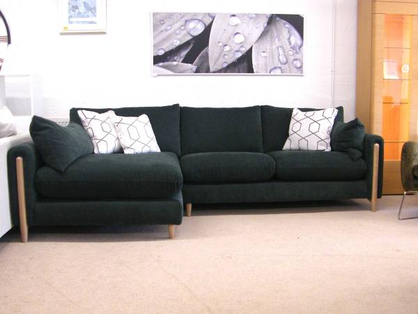Jaxon Large Chaise Group