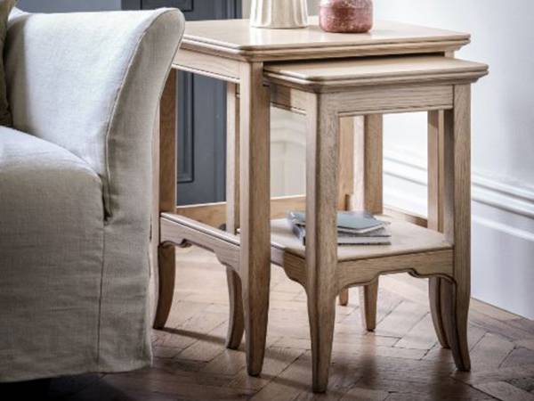 Truman nest of tables