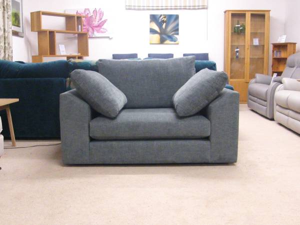 Kimberley Large Loveseat