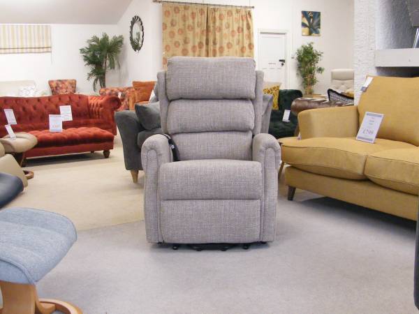 Landon Riser Recliner