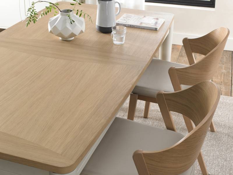 Luca dining table and chairs