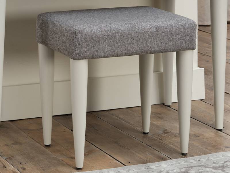 Luca stool for the dressing table