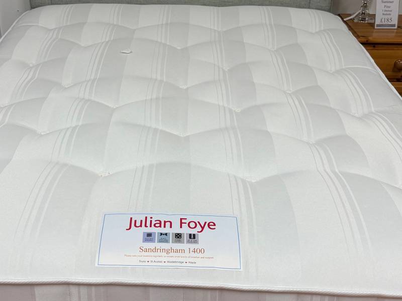 Sandringham 1400 mattress with loose tuft