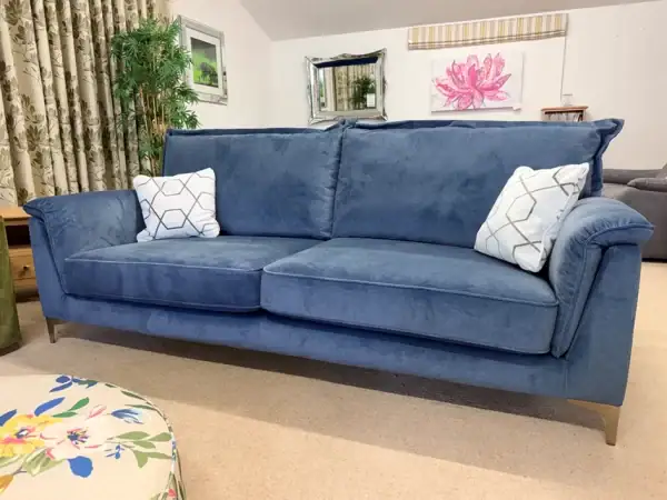 Tina Sofa