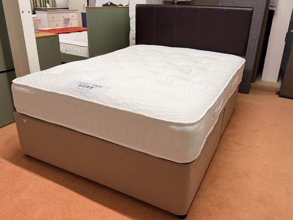 Belvedere Divan Set