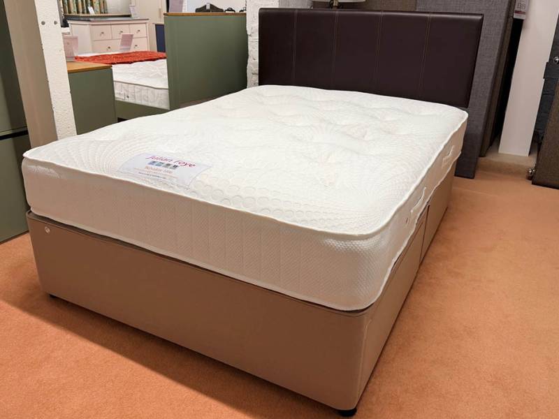 Belvedere Divan Set