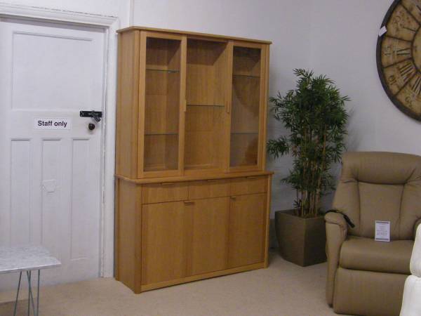 Ascot 3 Door Sideboard & Display Top