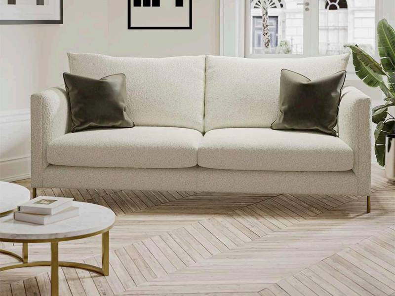 Della sofa