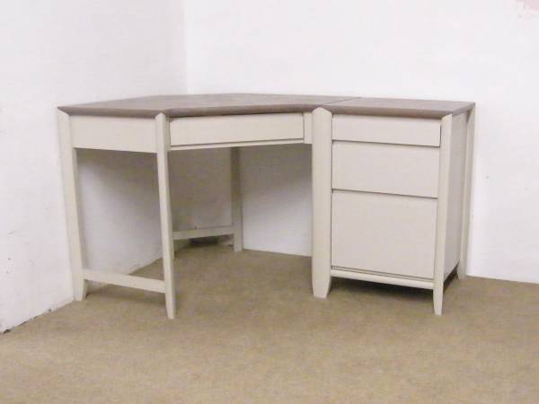 Bria Corner Desk & Filing Cabinet