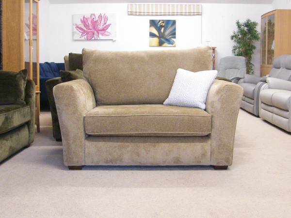 Miami Snuggle Chair