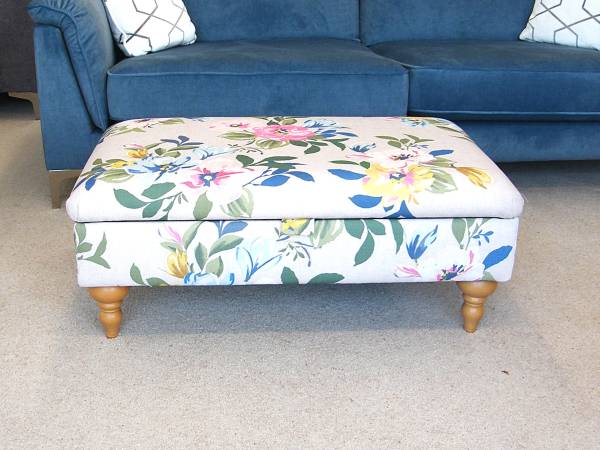 Traditional Storage Footstool