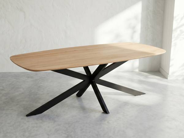 Harvey oval dining table