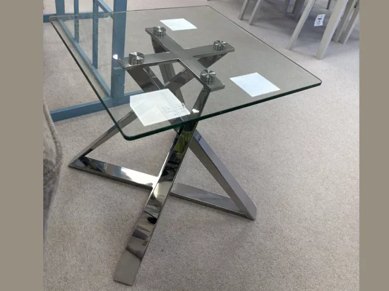 Carmen Lamp Table