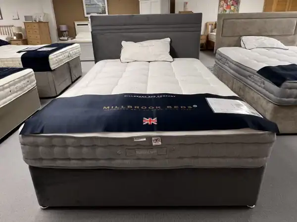 Clover 2000 5ft Divan Bed