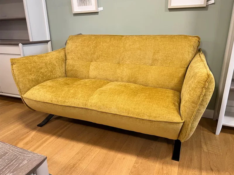 Santi Love Seat