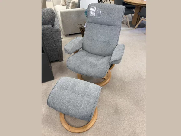 Stressless London Recliner & Stool