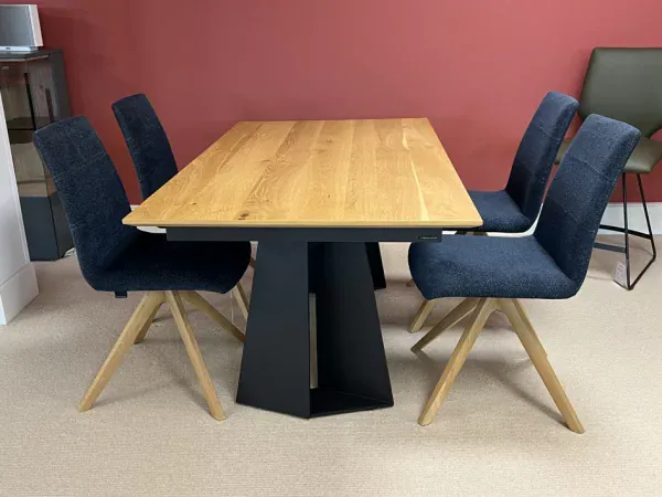 Venjakob Dining Table and Chairs