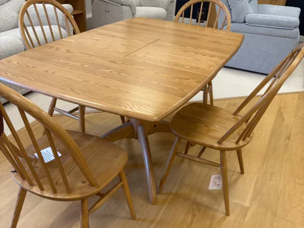 Ercol Windsor Dining Table and 4 chairs
